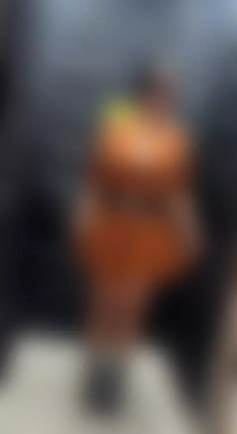 Would you be happy if you saw me in the elevator? by naomie-sky