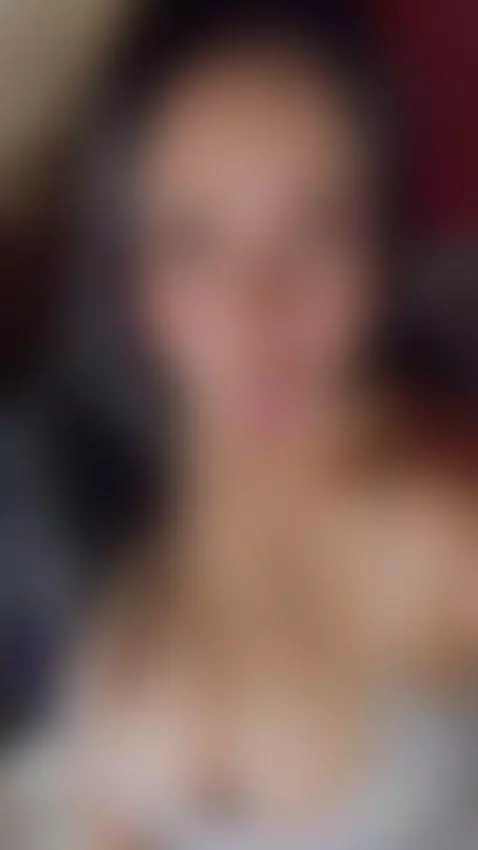 damela toda!🥵 by naomie-sky