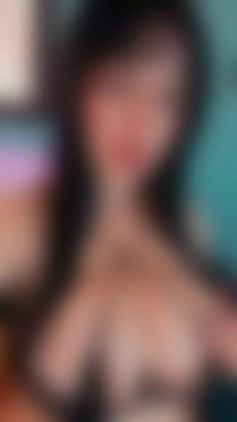 i am online by naomie-sky