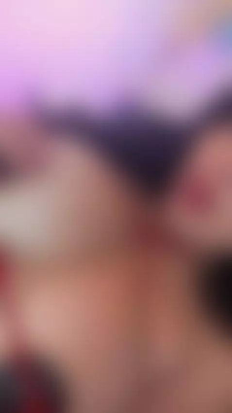 you help me? by naomie-sky