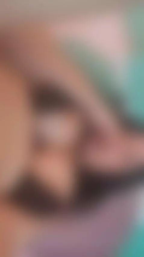 I'm so hot 🔥 by naomie-sky