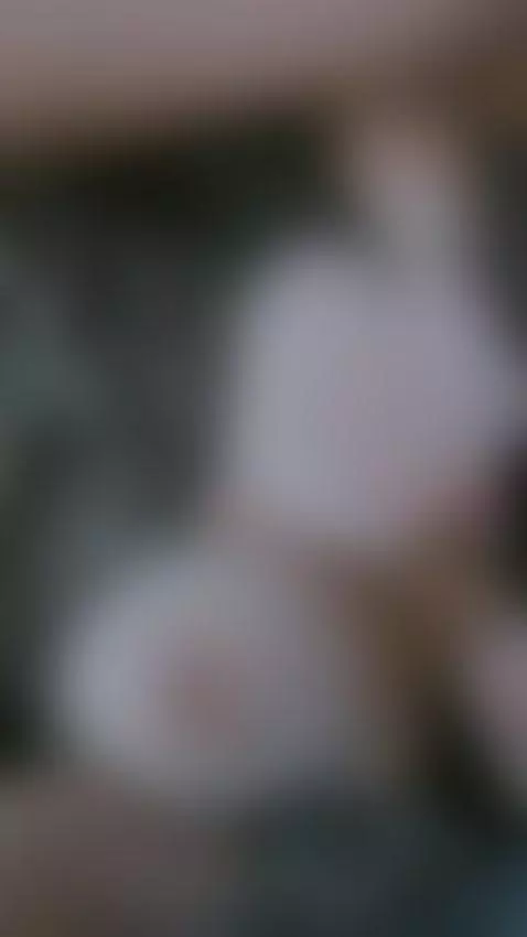 i am online by naomie-sky