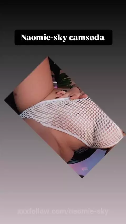 ❤️ by naomie-sky