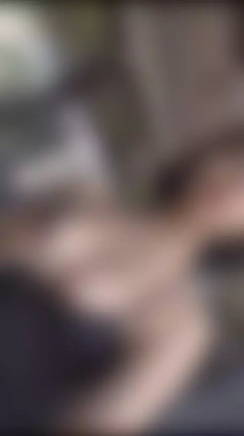 Do you like hot videos on public transport? by liladior