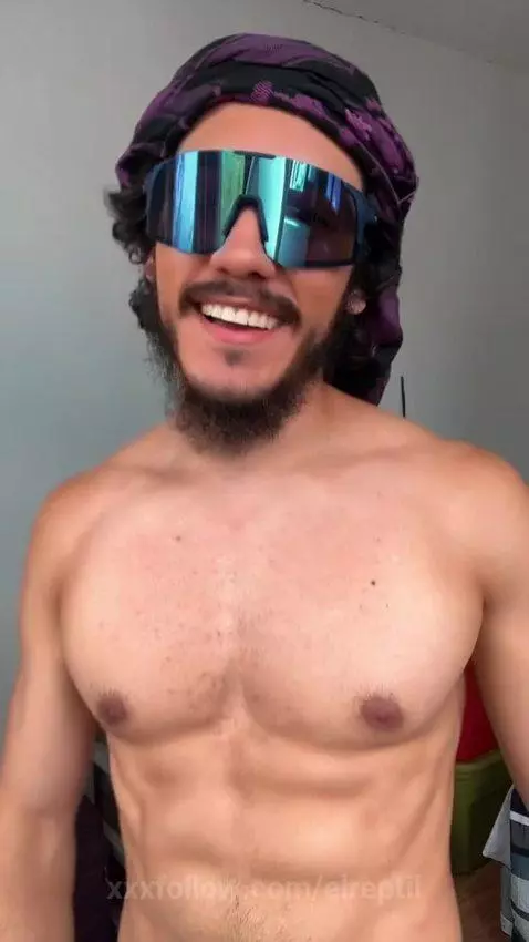 Creo que me gustan las gorditas.
Más contenido especial en l... by elreptil