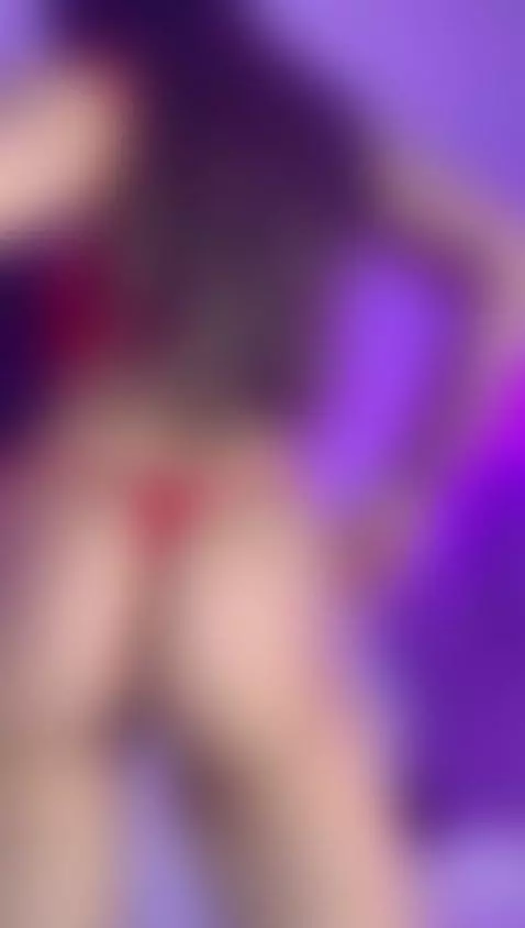 Your beauty queen is dancing for you 😈❤ by niicollex