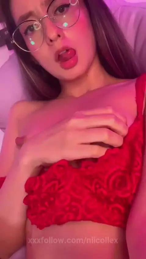 hairy wet pussy by niicollex