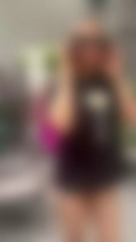 Me encanta usar gafas de sol, para que nadie se de cuenta a ... by niicollex