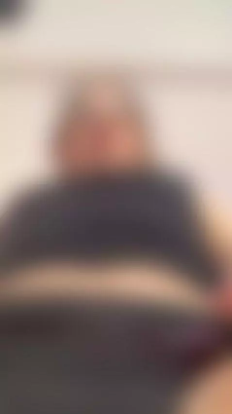 I love rubbing my panties on your lips... do you like the sm... by niicollex