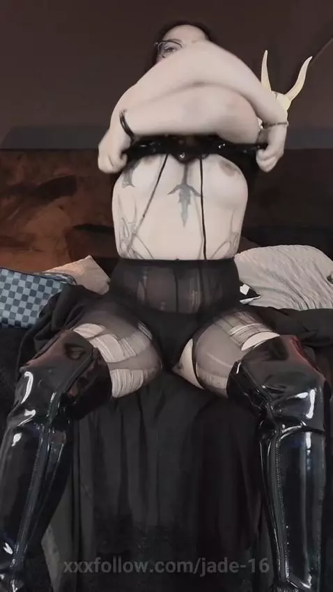 i love to see you obey... and moan by jade-16