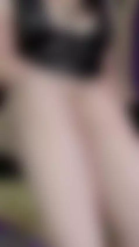 I love to humiliate you and make you beg your lover to stop by jade-16