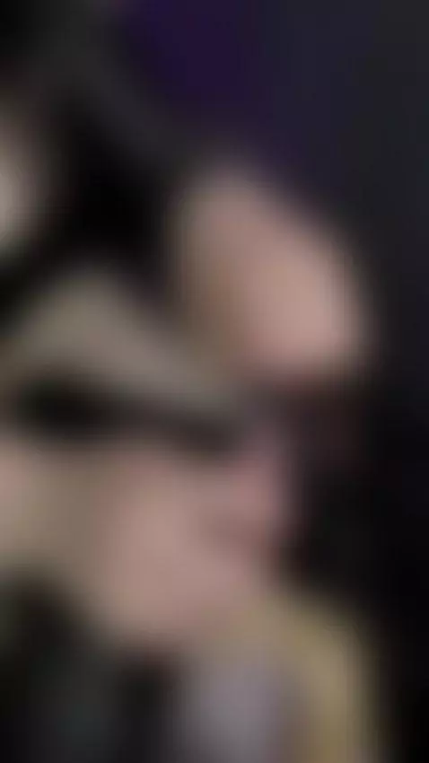 Kiss your mistress's feet by jade-16