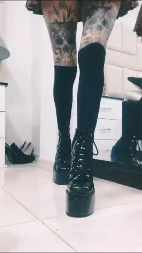 Love me 🖤 by laurenpadock