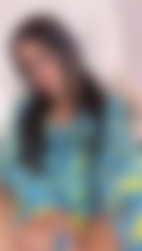 Would you like to keep me company in bed love? 😏🔥🍒 by ineed-mydaddy