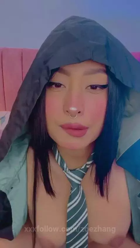 Do you give me a magic spell with your hot wand ? 
https://w... by zoezhang