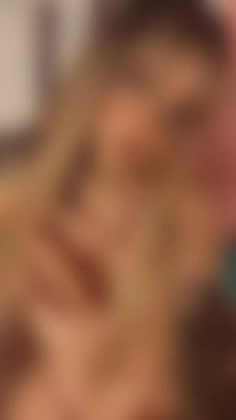 naughty blonde 7u7 by tammara1