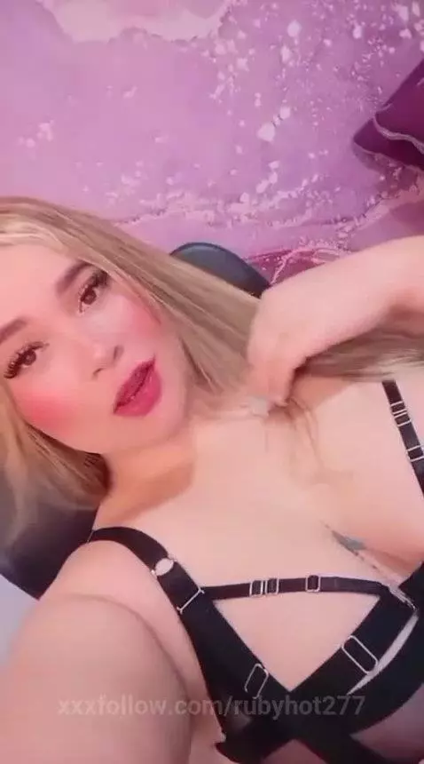 Happy weekend by rubyhot277