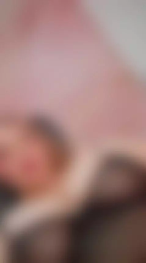 Come and let's play a little by rubyhot277