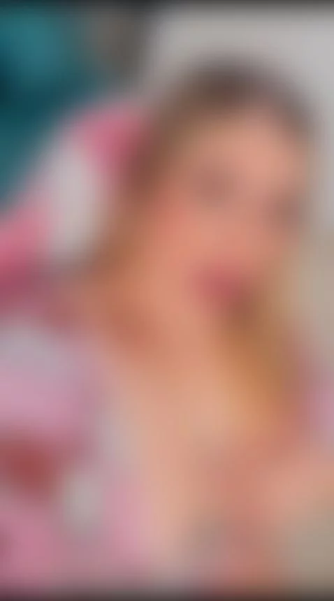 I wait for you in my hot sleepover by rubyhot277