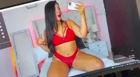 I AM ONLINE🥵😈🔥 by electra-cute