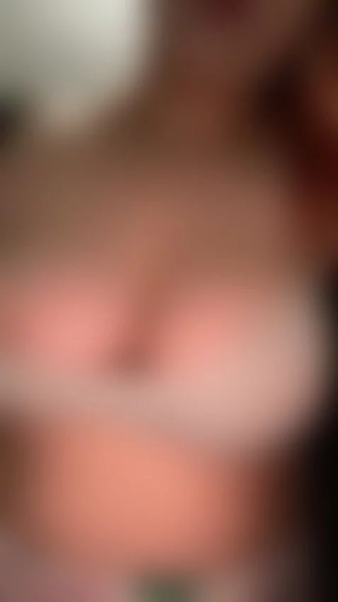 latina, tits, horny by julietavargas