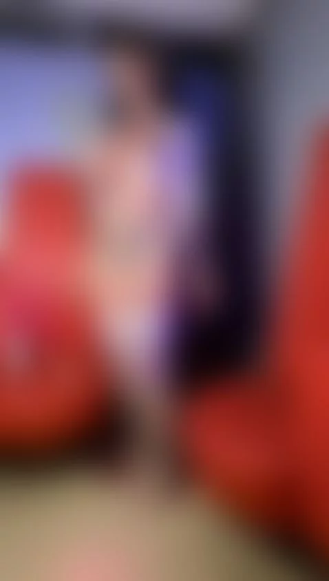 Hello ♥ submissive but cute, perfect couple to have fun👿🔥🔥 by juliettagibson