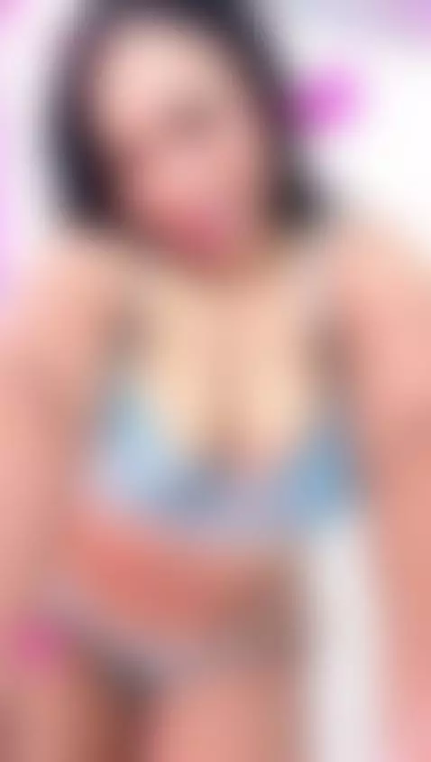 I'm waiting for you so that we can get very horny. 🔥😏😈 by bigbooty-mommy