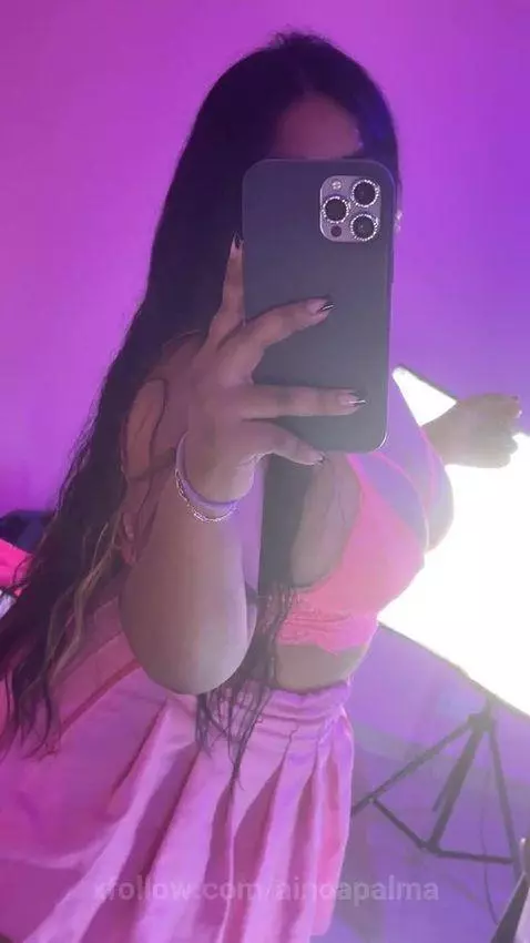 I wanna feeel uuu by ainoapalma