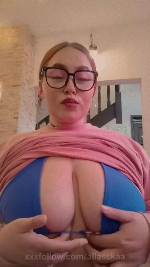 My boss didn't see me 🫣🫣 by allasskaa