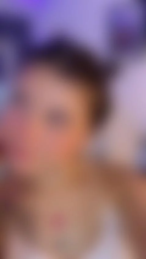 How's the weather down there honey? by kim-sttone