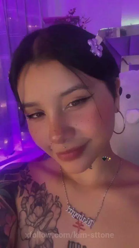 You like my makeup? Want to destroy it with your cum? ♥ http... by kim-sttone