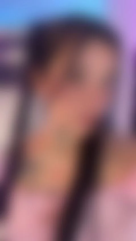 happy start to the week beautiful by kim-sttone