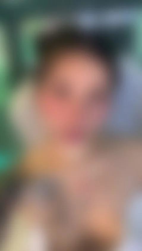 Some kisses for u 😘 https://www.camsoda.com/kim-sttone by kim-sttone