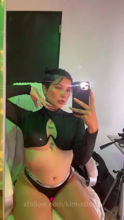 Go here ♥ https://www.camsoda.com/kim-sttone by kim-sttone