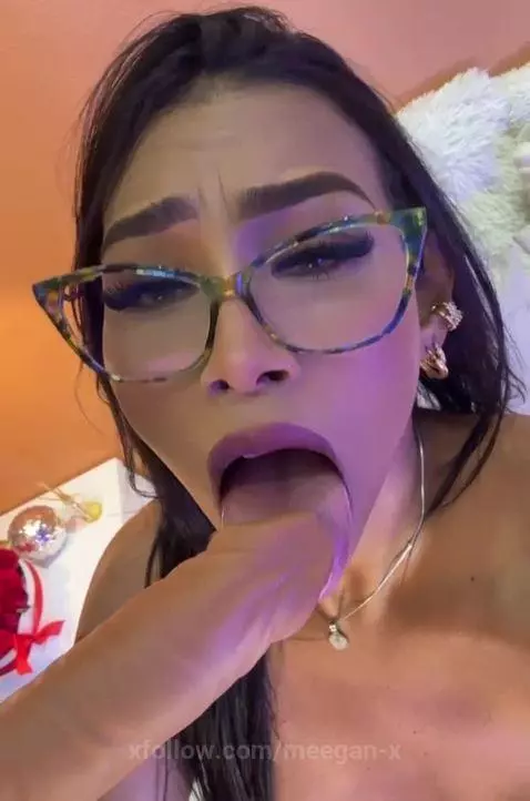 CUM HARD IN MY NERDY GLASSES!! MAKE CREAM AND LETS ENJOY! by meegan-x