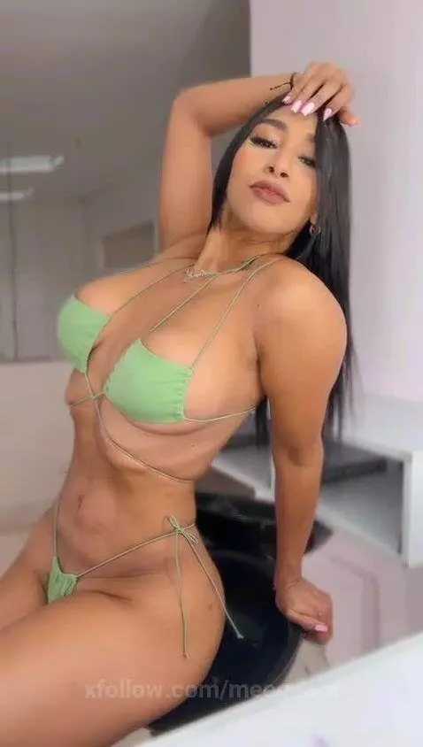 Today I will be sharing with you a great Blowjob and Sloopy ... by meegan-x