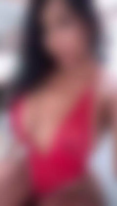 RED RED WINE by meegan-x