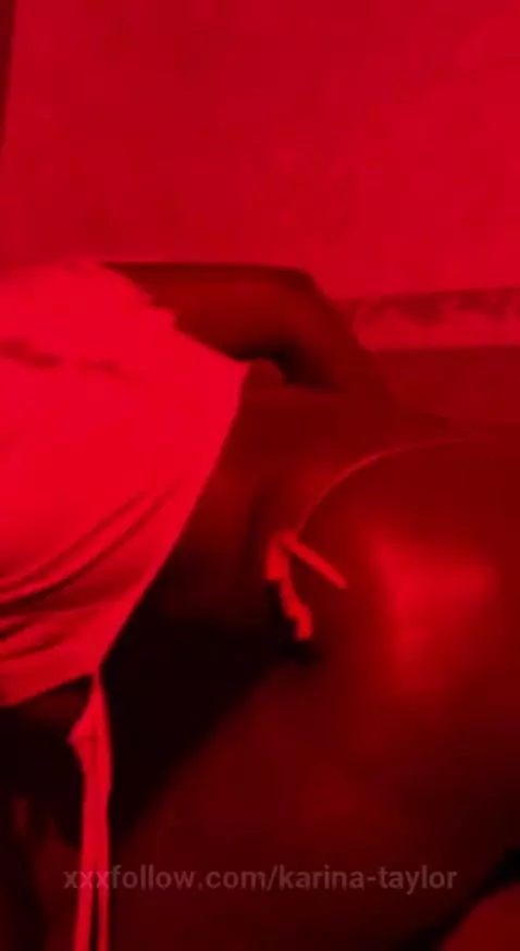 Do you like my big ass? by karina-taylor