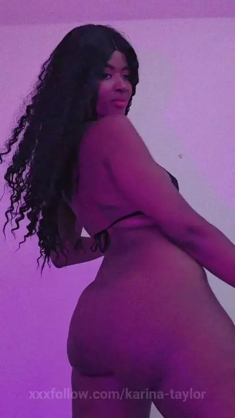 Twerk for you 🍑🔥 by karina-taylor