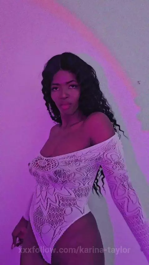 make it vibrate 🍑💋 by karina-taylor