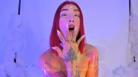 I want to feel your tongue in my wet pussy by cassiemolly