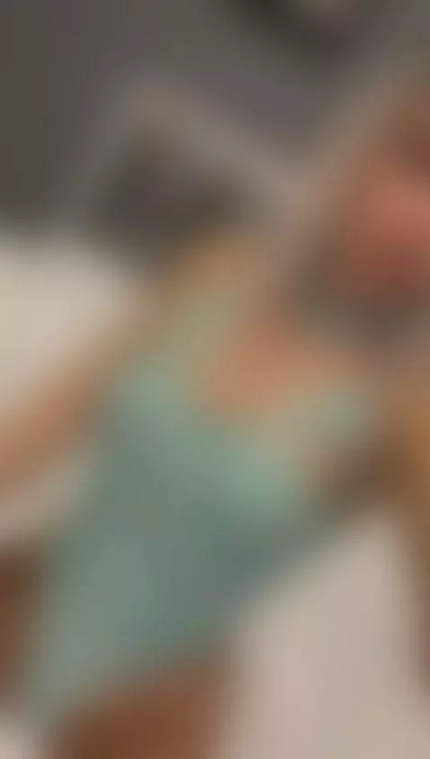 Get over here babe, your hands should be on my body! Tonight... by emillybronte