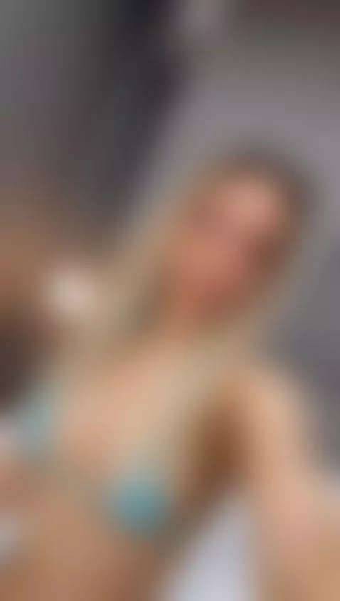 Let's have some fun together! Tonight I m here 💋💋💋💋Kiss u 🥰🥰 by emillybronte