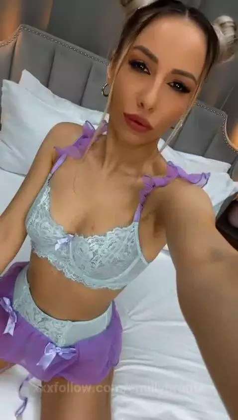 I`m your little piece of HEAVEN! ❤ Tonight  I m here 💋💋💋 by emillybronte