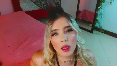 This is the look that drives you crazy, come and enjoy with ... by britney-amberr