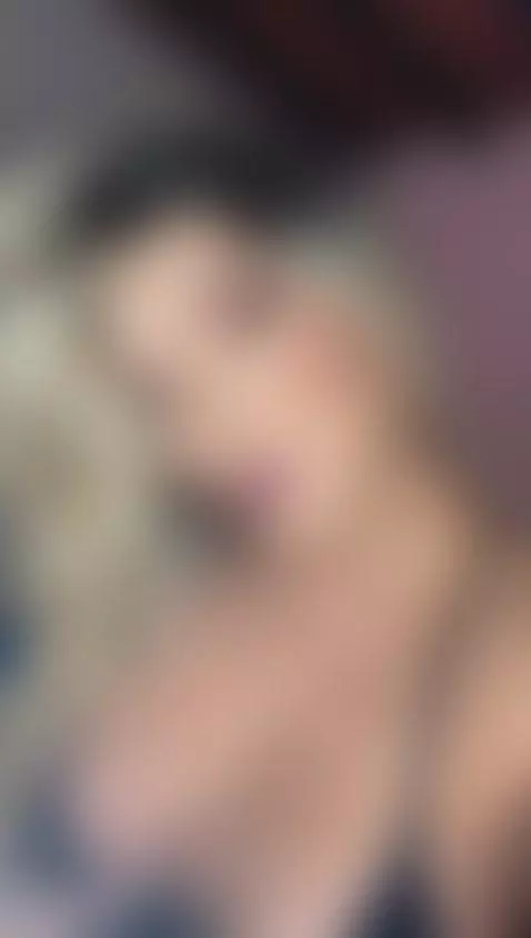 Happy weekend and start to the week guys, a kiss to all ♥♥♥ by britney-amberr