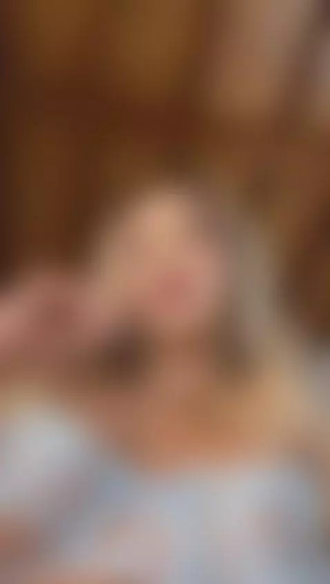 Happy day with blue! by britney-amberr