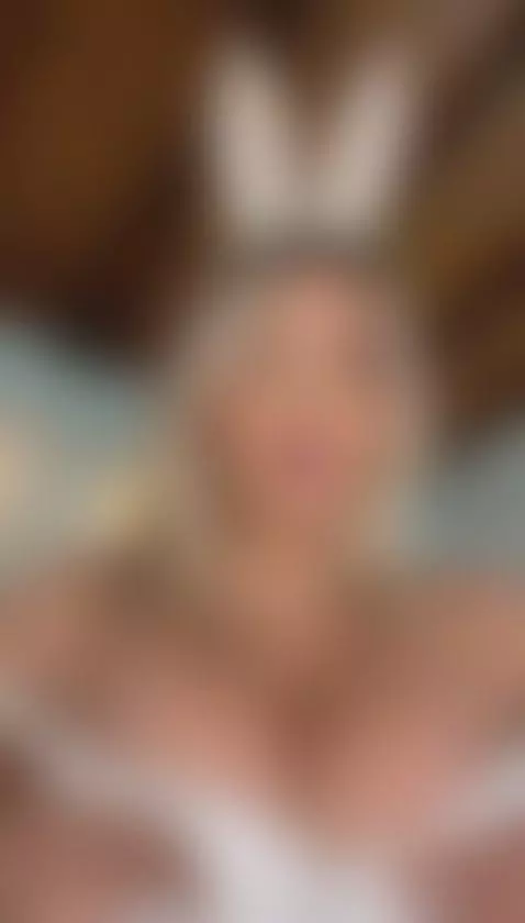 que chimba mor 🔥
#britney-amberr #colombiana #bigboobs #tenn... by britney-amberr