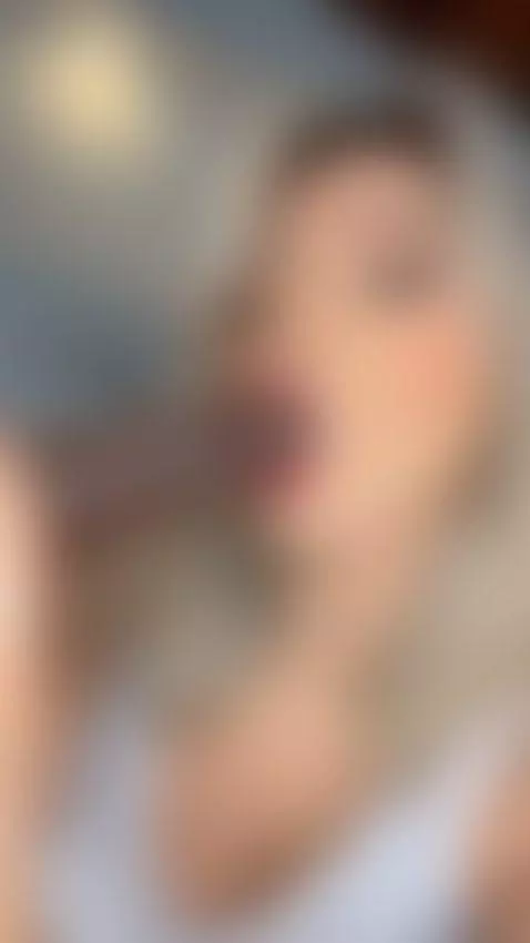 i love chocolate 
camsoda.com/britney-amberr
#britney-amberr... by britney-amberr