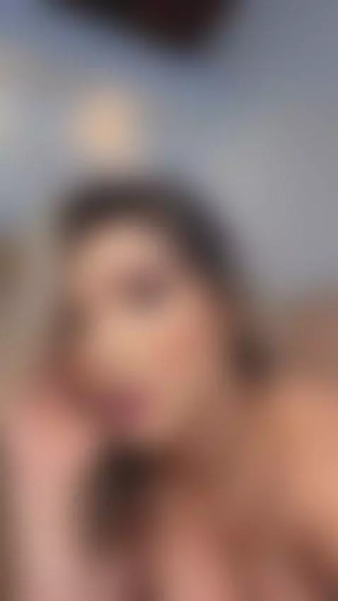 i move it delicius 
camsoda.com/britney-amberr
#britney-ambe... by britney-amberr